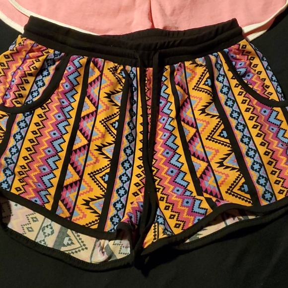 Shorts Bundle Size Small - Picture 2 of 7